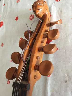 Violin 8 cuerdas JesusPepinGomez 7 ClavijeroCabezaLeon 1