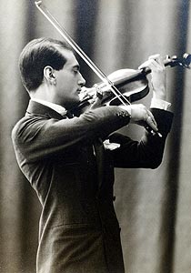 Manuel Quiroga violin