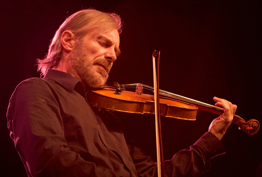 El histórico violinista Jean Luc Ponty actuará en Madrid Deviolines