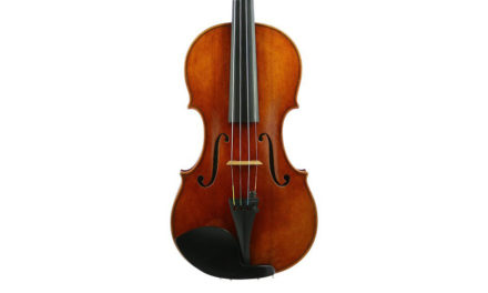 Luthier Vidal potencia su sección de violines antiguos y profesionales
