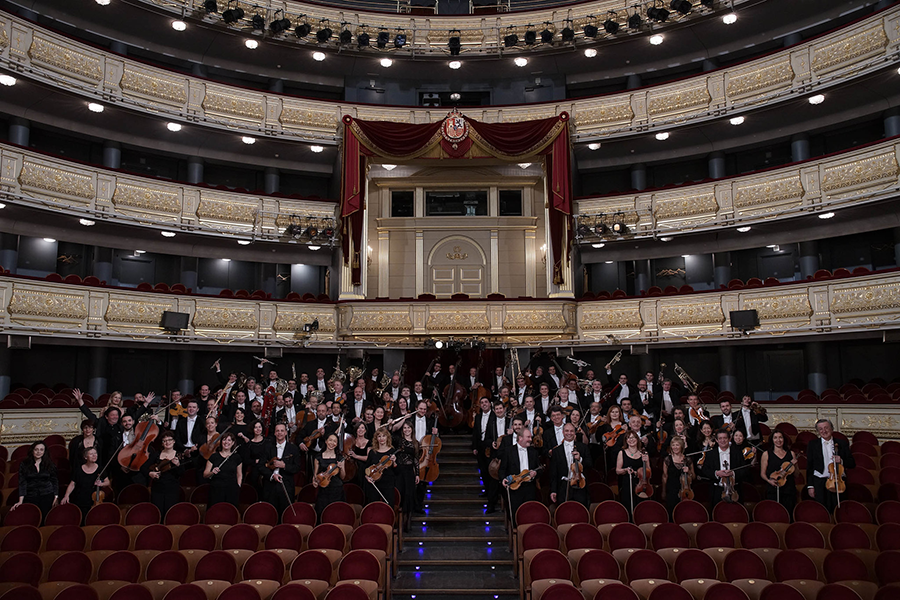 La OSM de Madrid convoca audiciones para cubrir tres puestos de violín segundo.