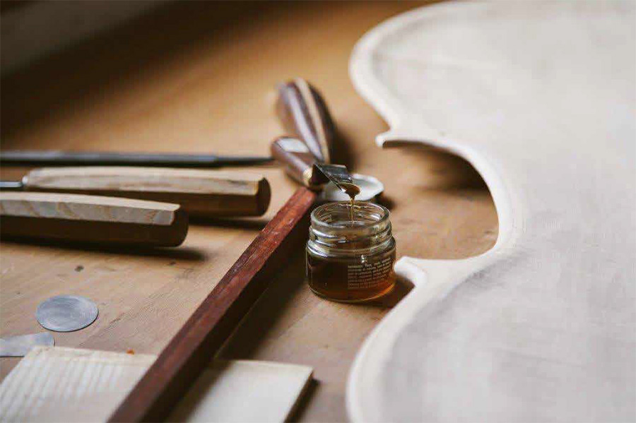 Nuevas fechas para los cursos de luthería 2022 de Pedro Ruiz del Árbol