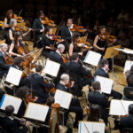 La Orquesta Nacional de España convoca audiciones para violín y viola.