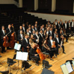 La Orquesta Ciudad de Granada busca cubrir puestos de violín tutti y viola temporales