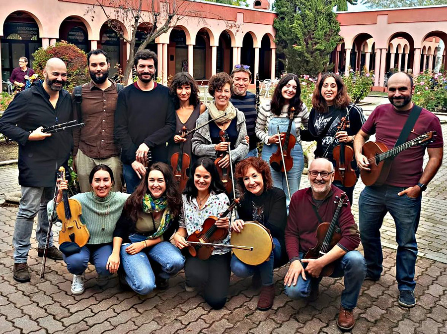 participantes en arrejuntada violinera