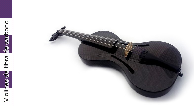 Probando un violín de fibra de carbono